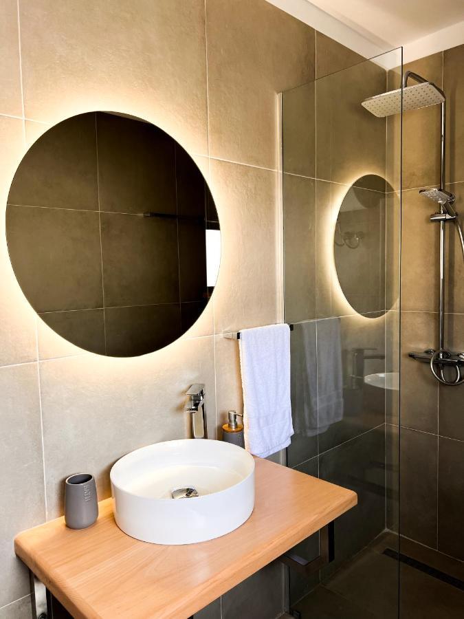 Mevin's Portside Apartman